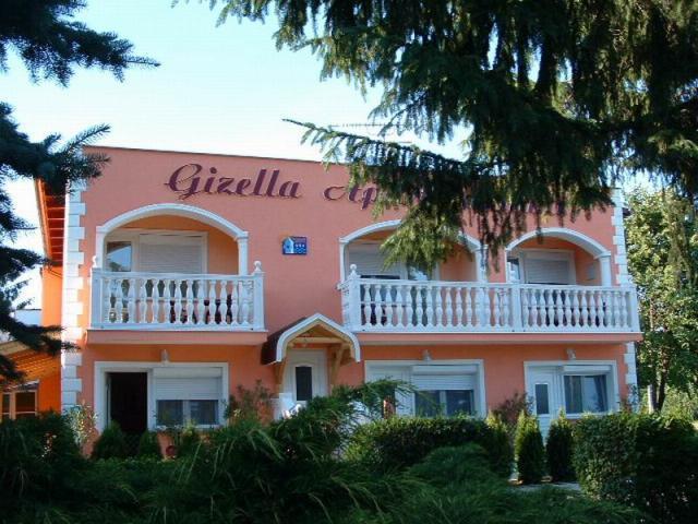 Gizella Apartmanhaus Bük 객실 사진